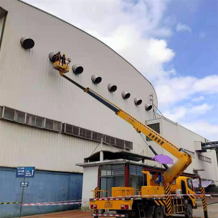 乐山高空作业车出租服务：专业广告牌安装解决方案